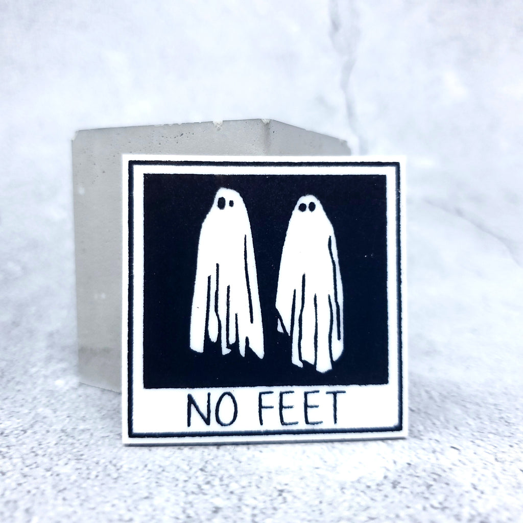 No Feet Magnet